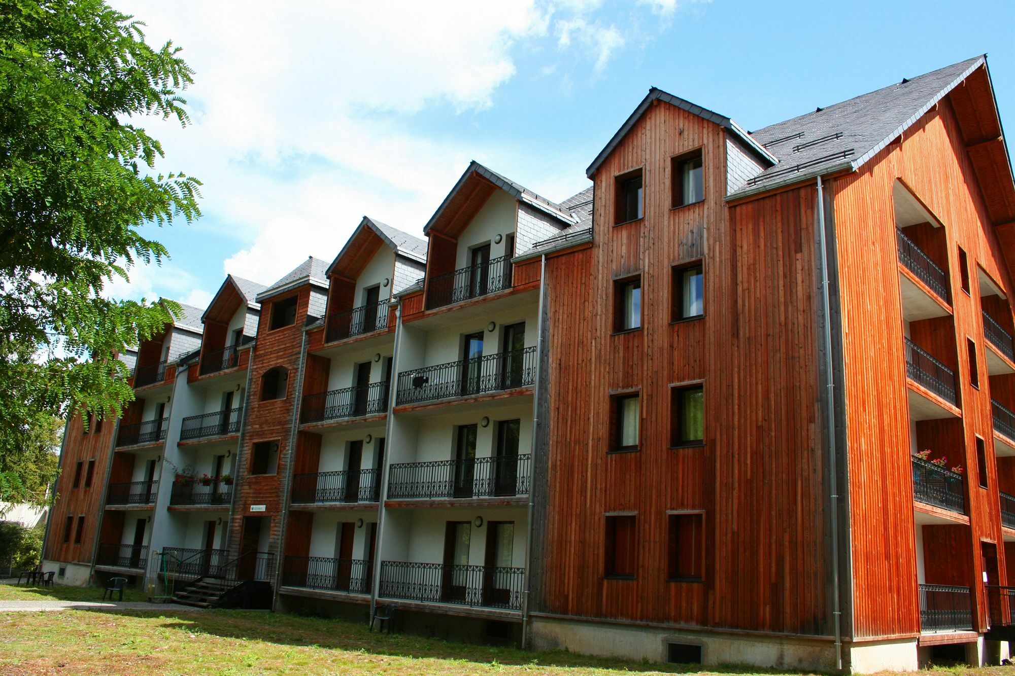 Residence Les Jardins De Ramel By Popinns Bagneres-de-Luchon Exterior photo